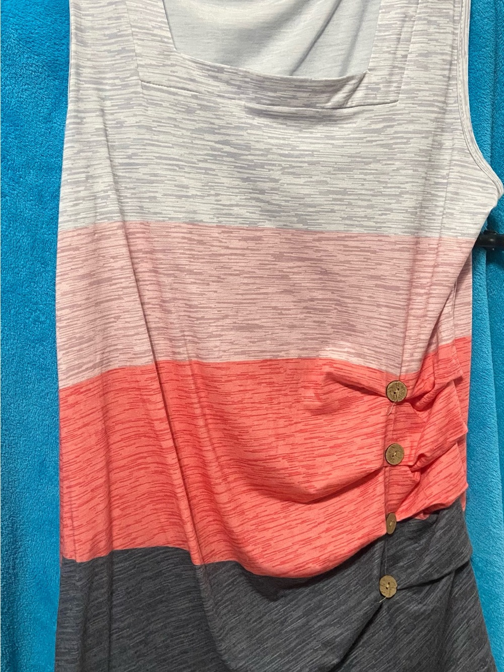 Women's Colorblock Button-Accent Tank Top - Pink/Coral/Gray